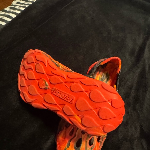 🔥 Skechers Foamies Flame Slip-On Clogs – Kids Size 12/1 . Like NEW! - Picture 7 of 11